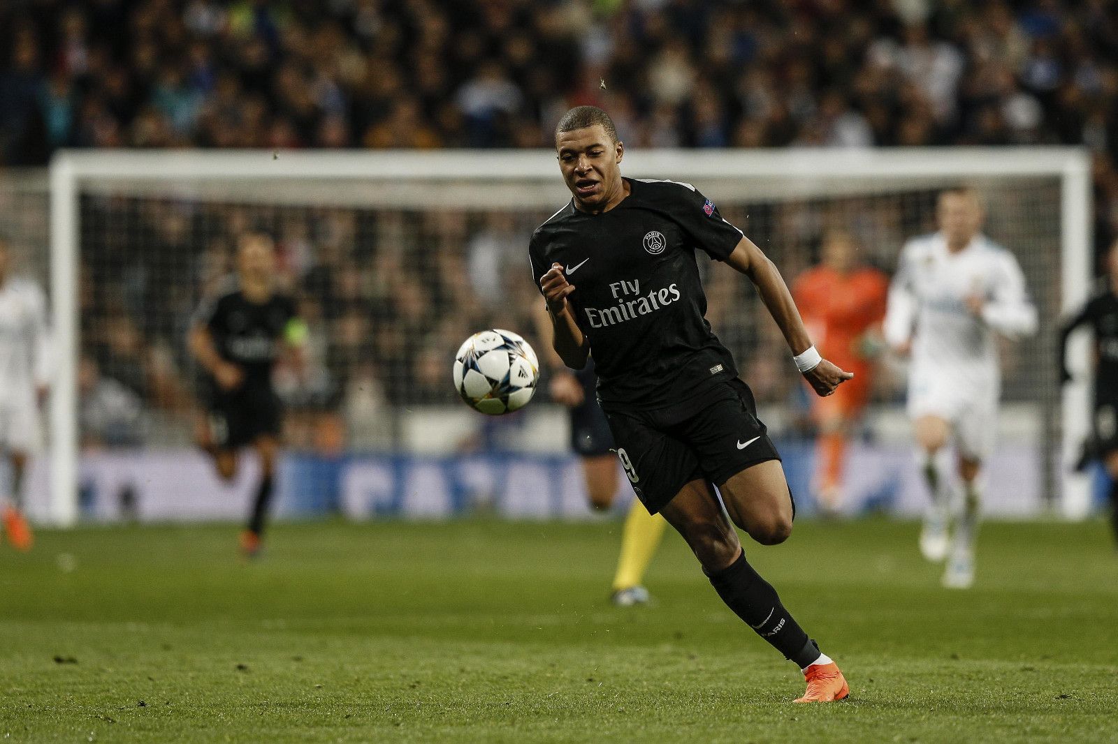 对阵阿贾克斯总赢球？穆帅：当时皇马明显更强，这是赢球的原因（穆帅谈屡胜阿贾克斯：当年皇马实力更强，这是取胜之因）