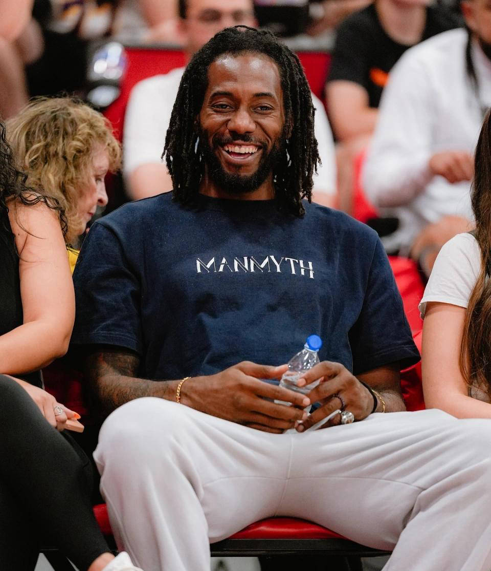 手感冰凉！卡特&席尔瓦合计15投2中（状态低迷：卡特与席尔瓦合计15投仅中2球）