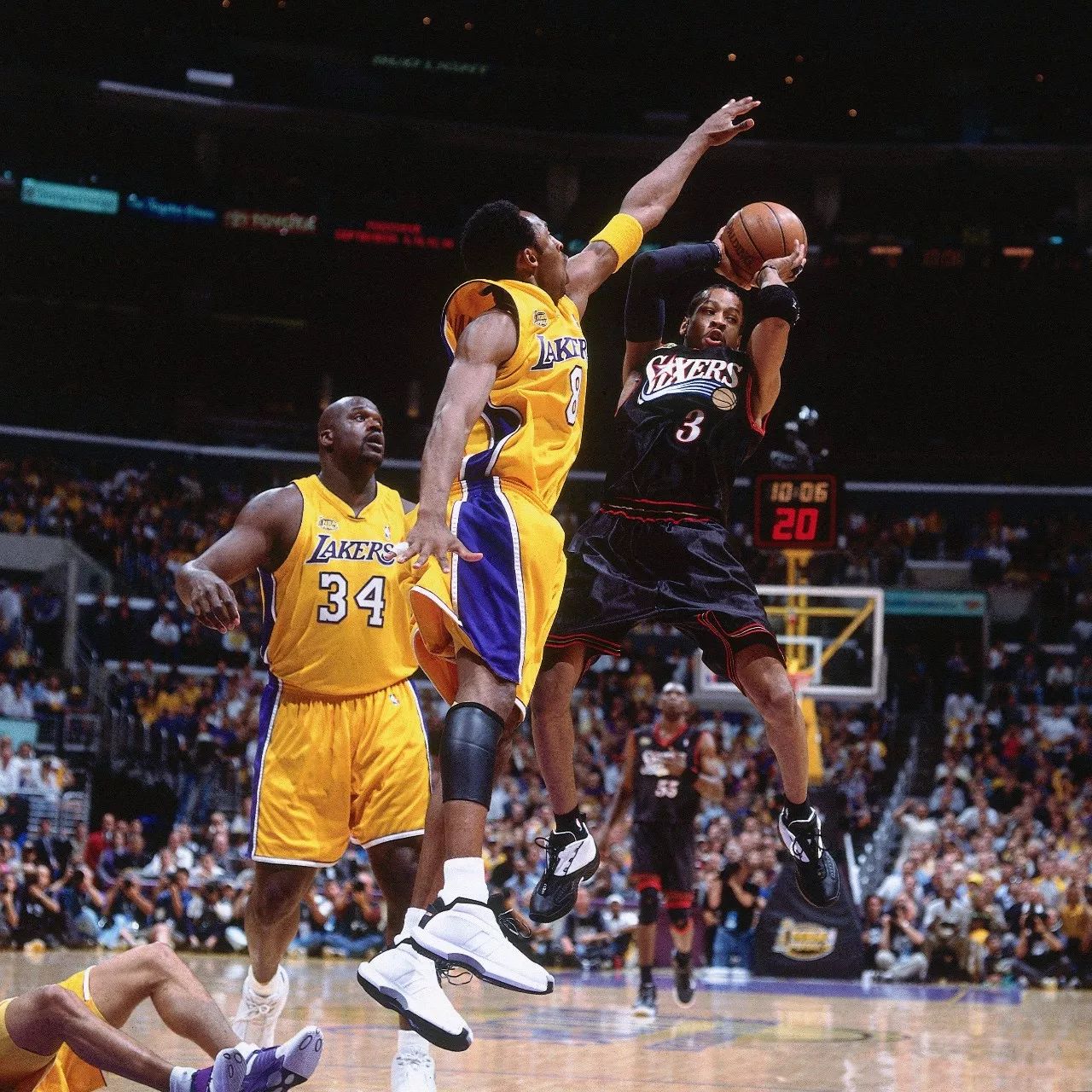 太阳队连胜势头强劲（太阳队豪取连胜，气势如虹）