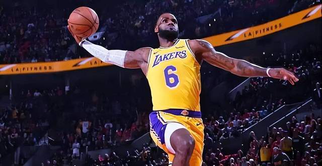 强势爆发！戈贝尔13中11轰24分14板（统治内线！戈贝尔13投11中砍下24分14篮板）