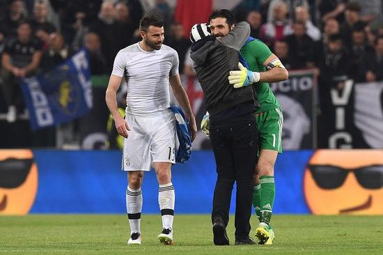 孔蒂：从赛季开始我们就一直在追赶，缺兵少将的情况太多了（孔蒂：赛季自开打便一路追赶，伤病频仍让阵容捉襟见肘）