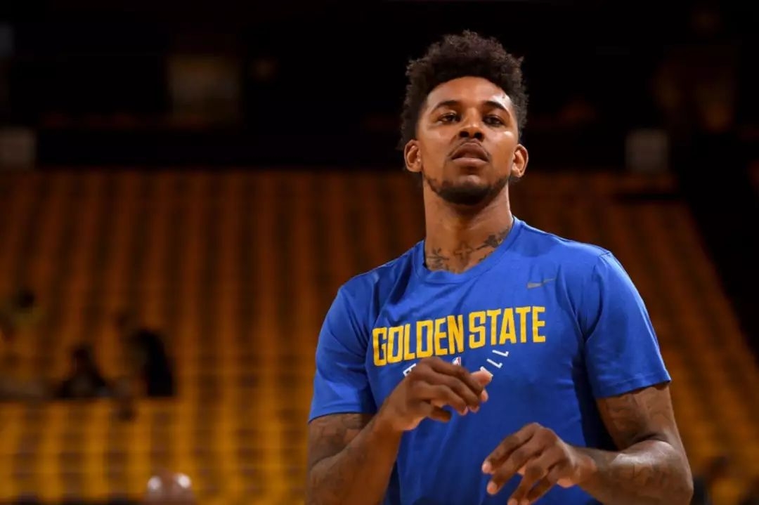 齐沃：欧冠输给马竞后，我一口气连抽了三根烟（齐沃：欧冠不敌马竞后，我连着抽了三支烟）