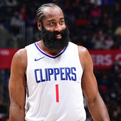 埃贝尔：诺伊尔仍是世界最佳门将之一；续约问题我们会联系他（埃贝尔称诺伊尔仍属世界顶尖门将；续约事宜将与其沟通）