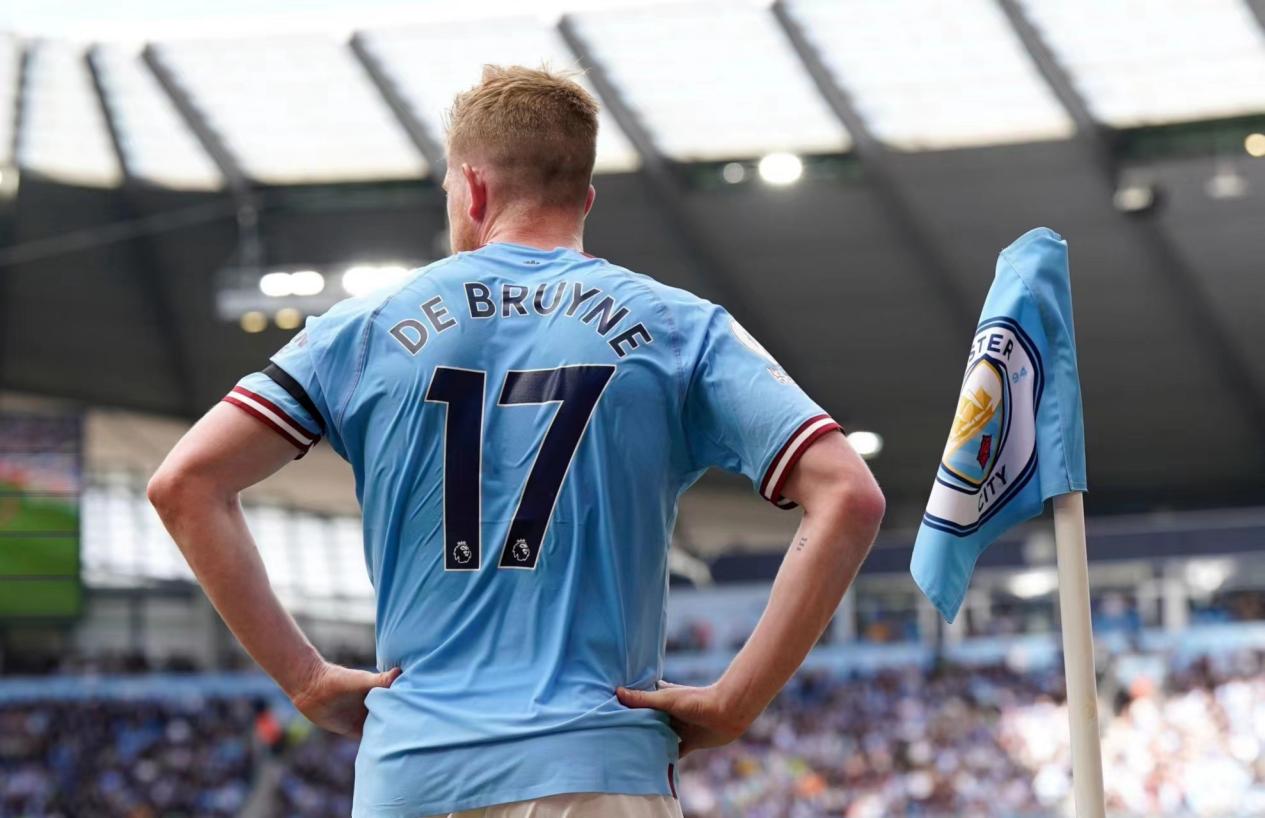 霍芬海姆3-2逆转沃尔夫斯堡，布格尔梅开二度，普罗梅尔传射（霍芬海姆3-2翻盘狼堡：布格尔梅开二度，普罗梅尔传射建功）