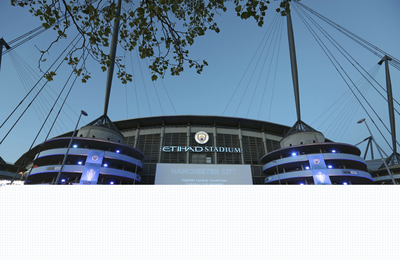 曼城斯特林关键进球锁定三分（斯特林制胜球助曼城收获三分）